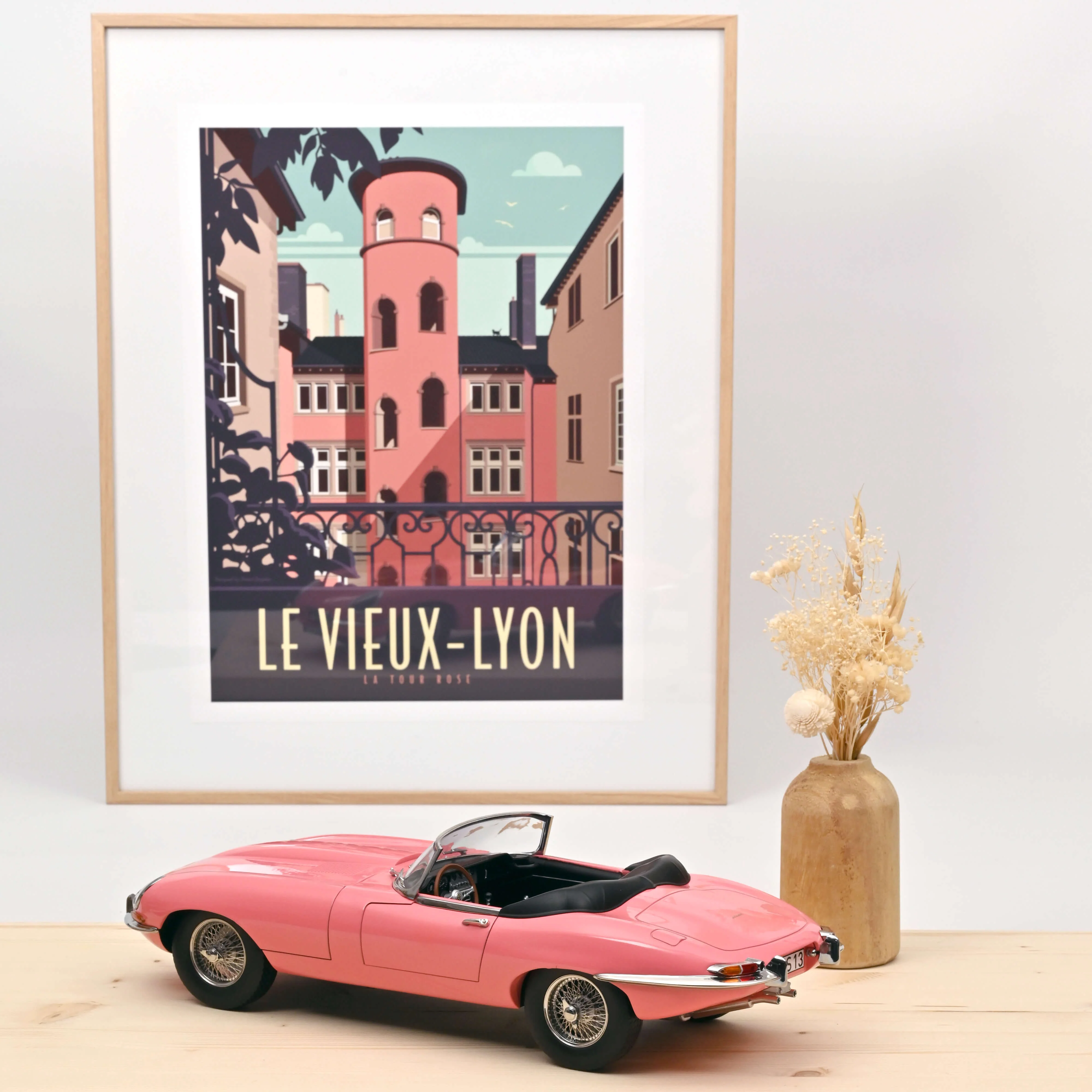 Jaguar E-Type Cabriolet 1962 Rose 1/12 - 300pcs - Image 3